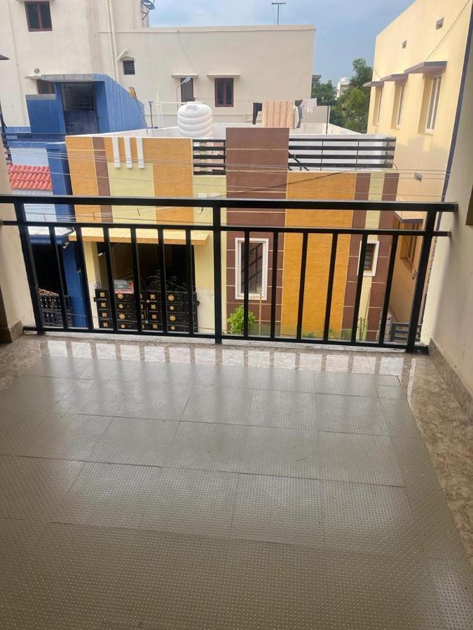 White Home Service Apartment 2Bhk 马杜赖 外观 照片